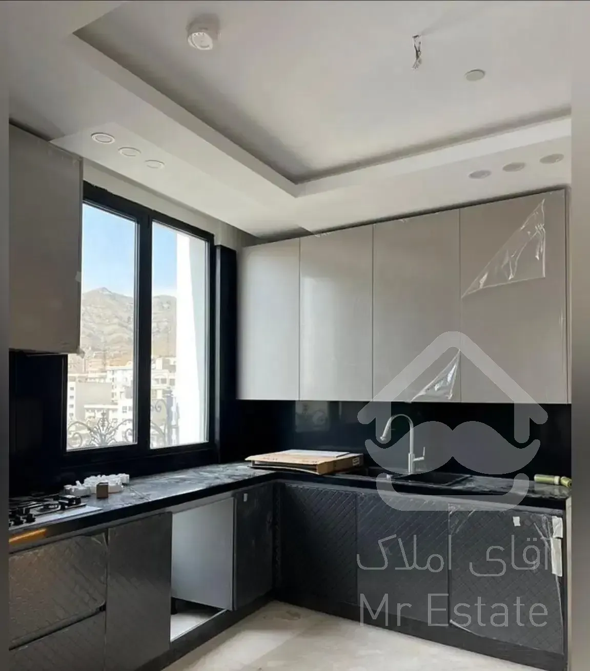 آپارتمان ۱۱۰متر دو خواب ظفر نوساز مدرن غرق نور