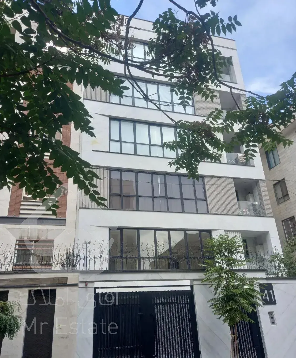 ۱۰۰متر نارمک فرجام نوساز