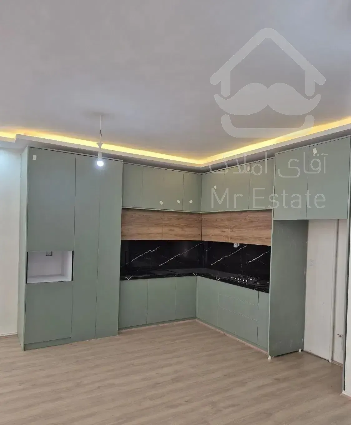 همکف ۹۵متر و ۱۳۰ متر حیاط اختصاصی ابتدای اقبال