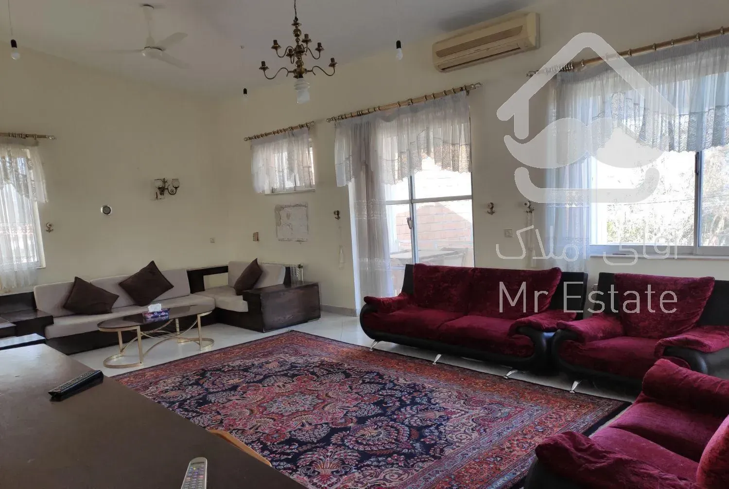 ویلا باغ ساحلی ۱۲۰۰ متر