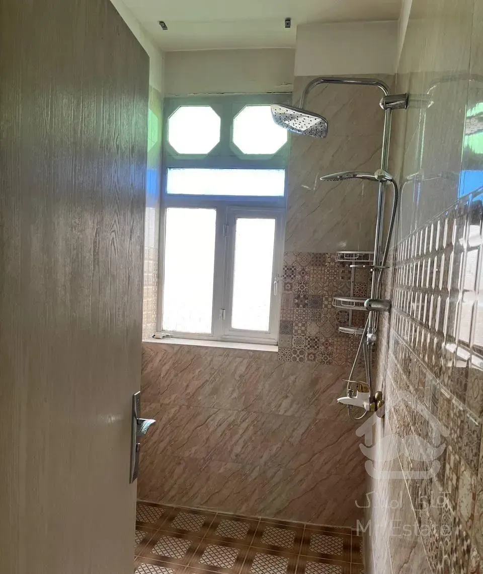 آپارتمان ۱۰۰ متری