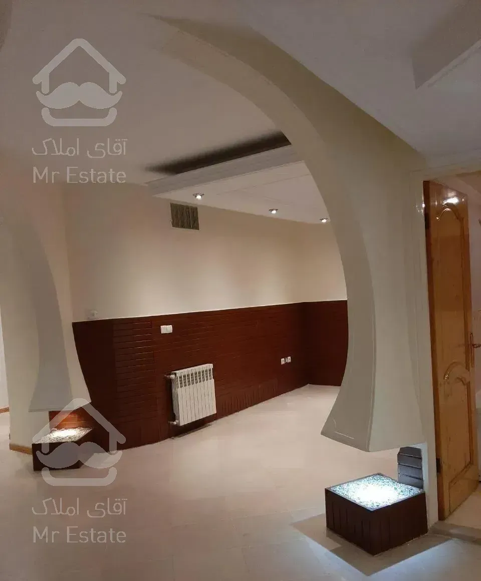 آپارتمان ۱۸۶ متر بهمراه سوئیت ۳۴ متری