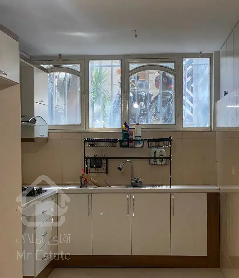 آپارتمان ۵۰ متر زیر همکف لوکیشن عالی