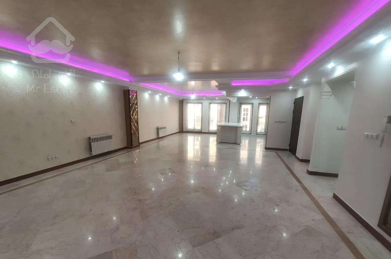 ۱۶۷متر تک واحدی ۲پارکینگ نما تراورتن(فول بازسازی)