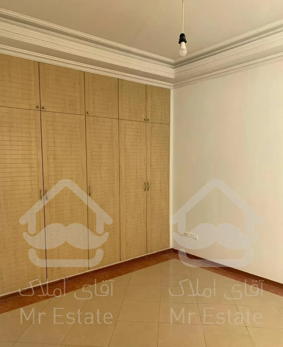 ٢١٠ متر/٣خواب/تک واحدى/مشاعات آبى/شیراز شمالى