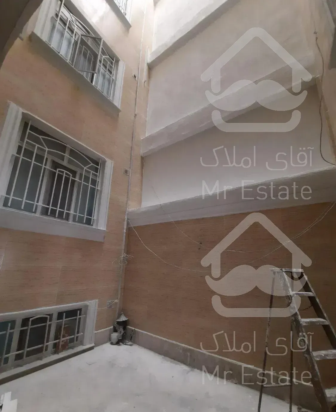 هروی/ حسین آباد/  ۱۰۷ متر سه خواب*