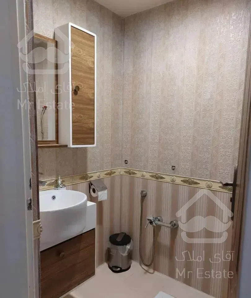 جهانشهر ۱۴۰ متری ۳خواب طبقه اخر