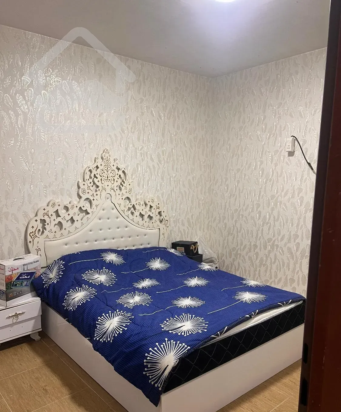 یک واحد از چهار واحدی طبقه اول زمین شهری