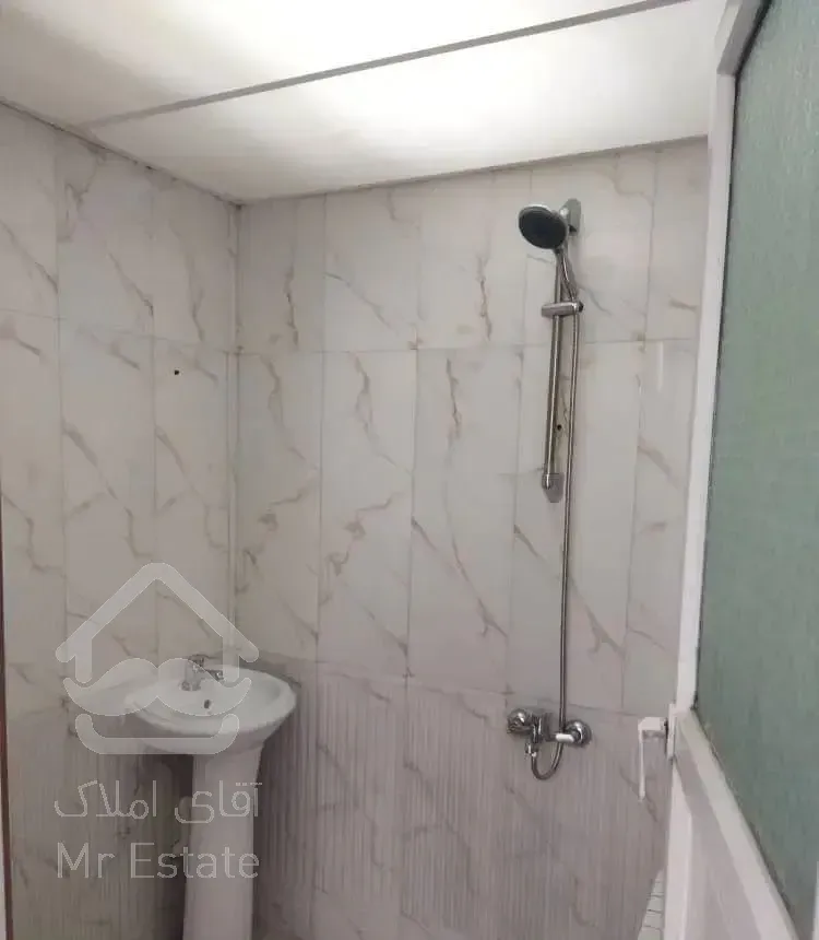 آپارتمان ۱۳۲ متری معلم ۲ خیابان شریعتی