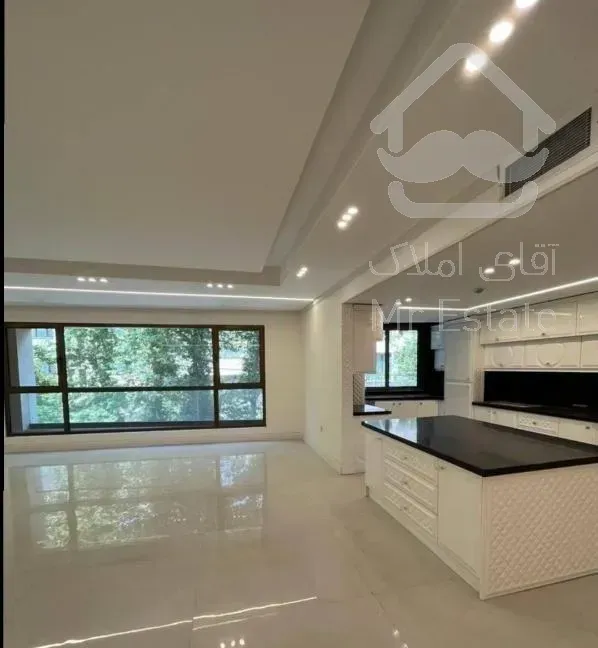 ۲۵۰متر/تاپ لوکیشن فرمانیه/زیر ق‌یمت/کمیاب