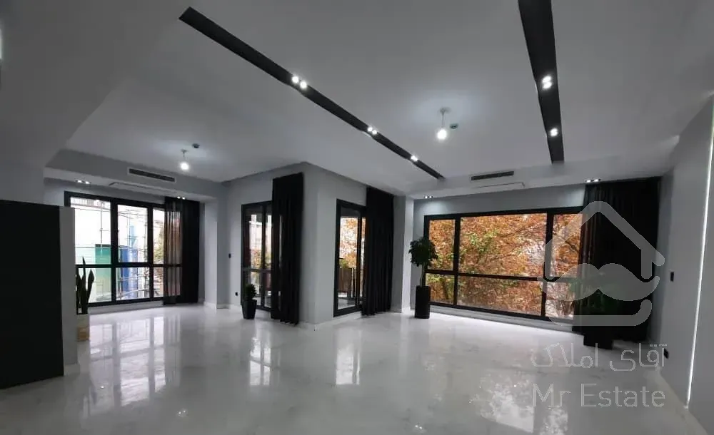 ۲۰۰ مترمدرن بدون مشابه سازه برند