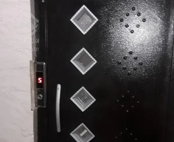 آپارتمان نوساز ۱۰۵ متر