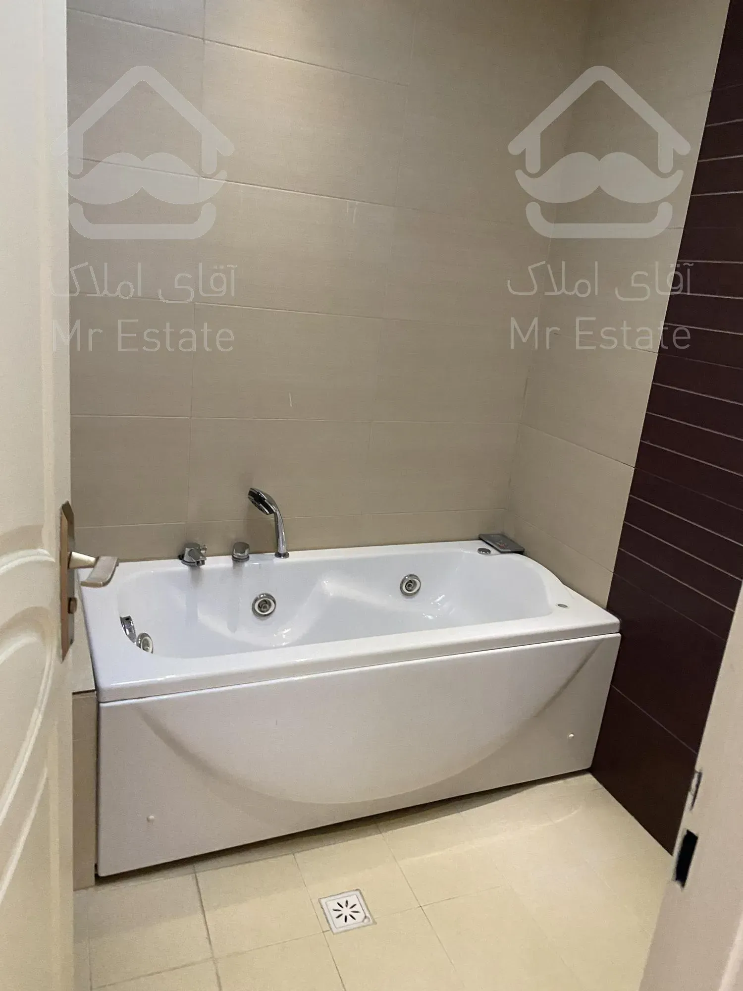 ۱۴۰متری اقدسیه سپند