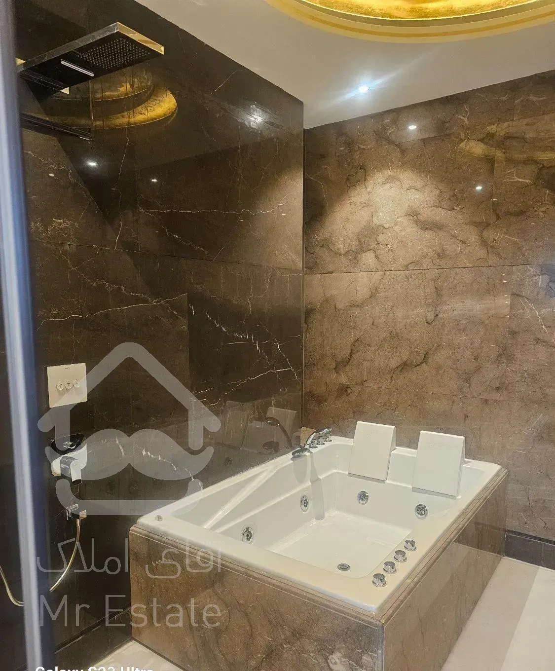 اجاره آپارتمان ۳۰۰ متر ۴ خواب خیام جنوبی ارشاد