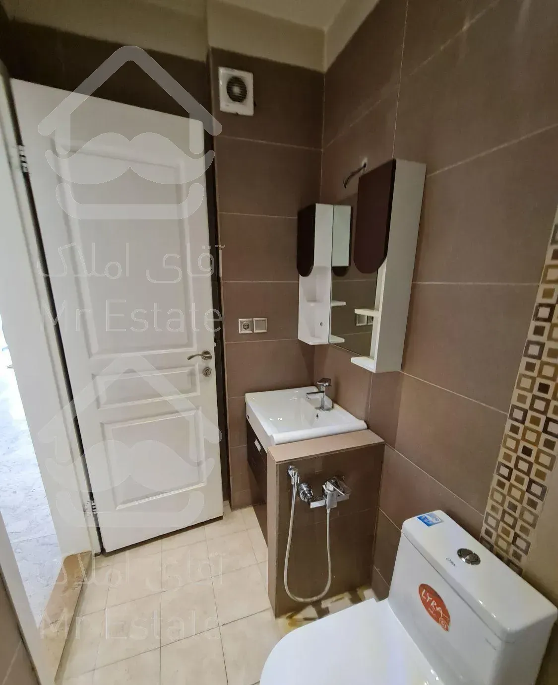 ۱۰۴متر/آپارتمان/شهرک غرب/مدرن