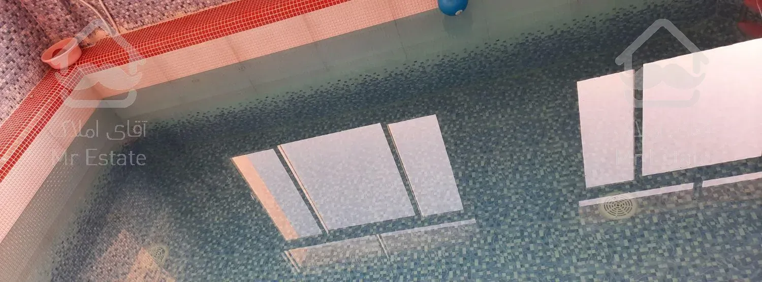 ویلا استخر جکوزی ۳طبقه فوق تمیز