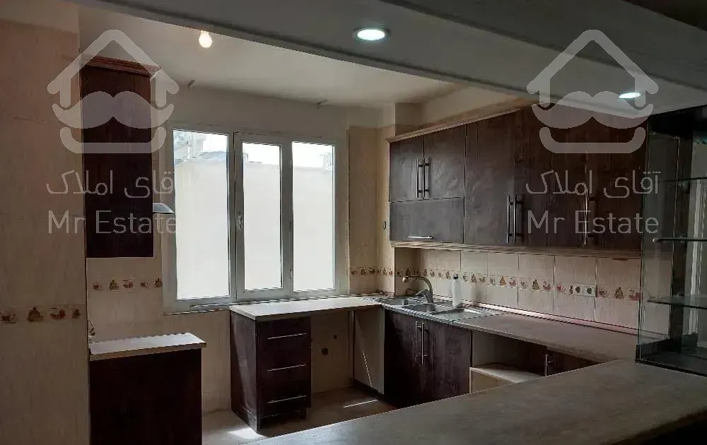 ۱۰۲مترتک‌واحدی/موقعیت‌اداری/برخیابان/منطقه۲۲