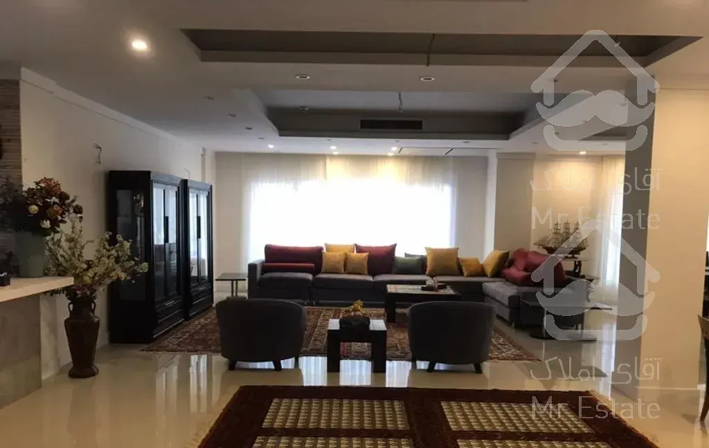 ۲۸۵ متر ۴ خواب در نیاوران جماران