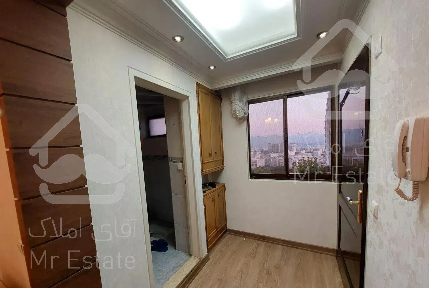 218 متر اپارتمان فول بازسازی در شهرک امید