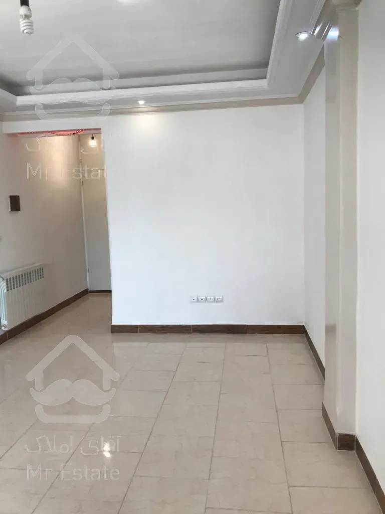 ۵۲متری بالای دامپزشکی قصرالدشت فقط پارکینگ نداره