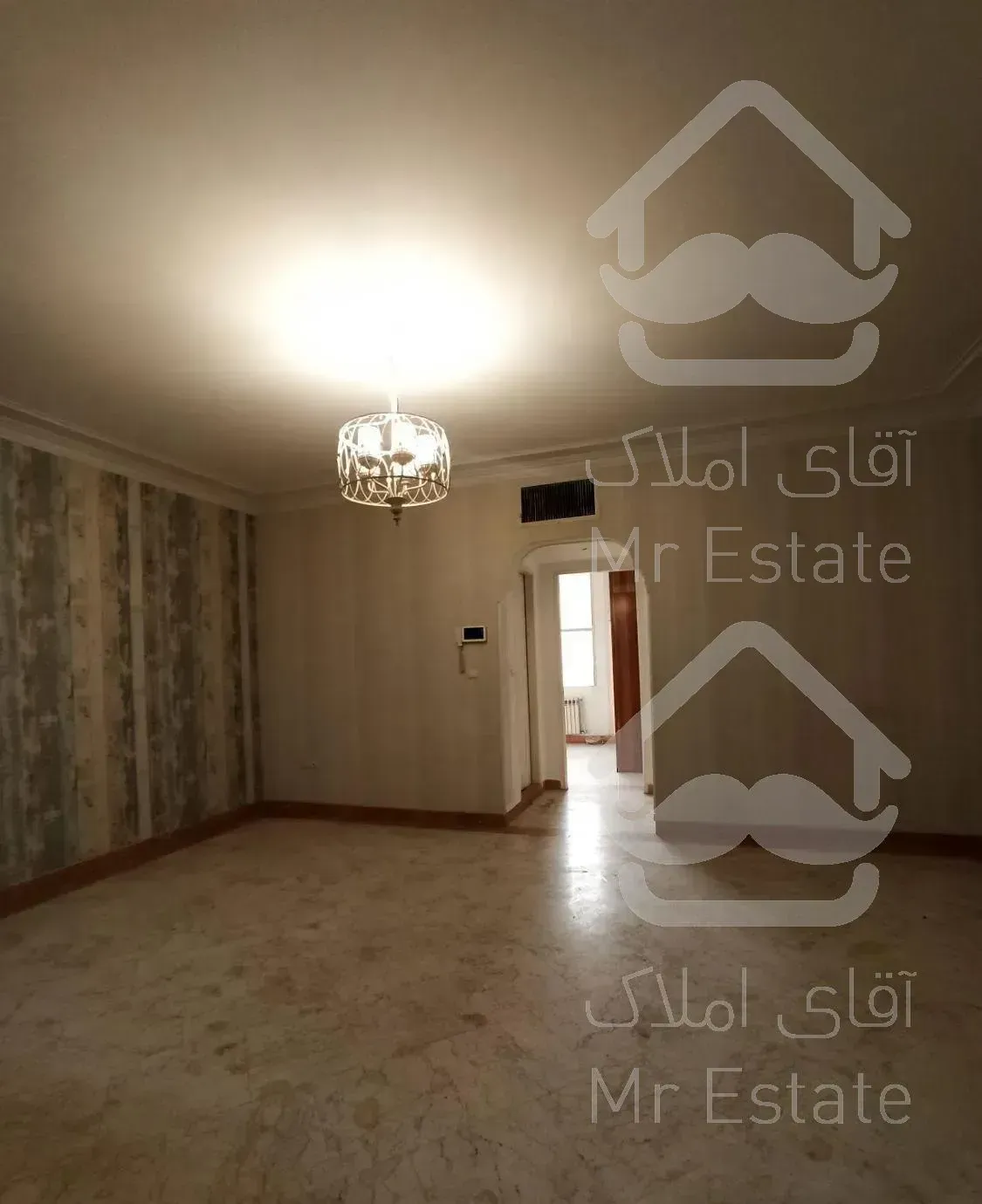 فاطمی (سیندخت)۸۵متری17ساله2خوابه فول امکانات