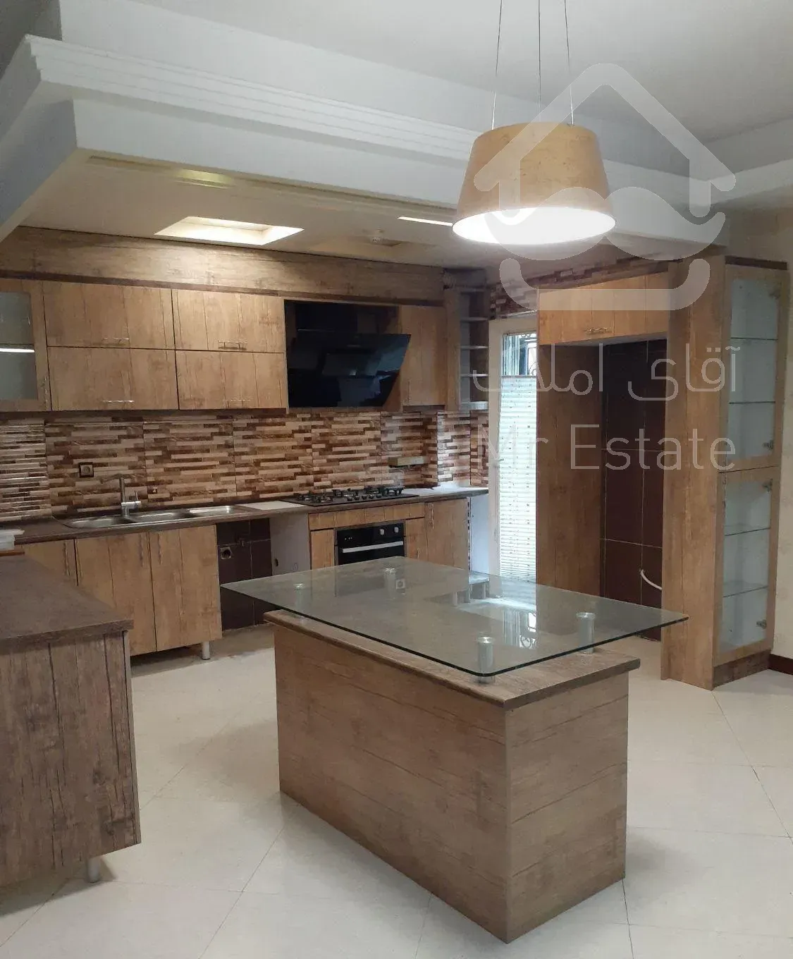 ۱۰۱متر خوش نقشه با تراس سرتاسری