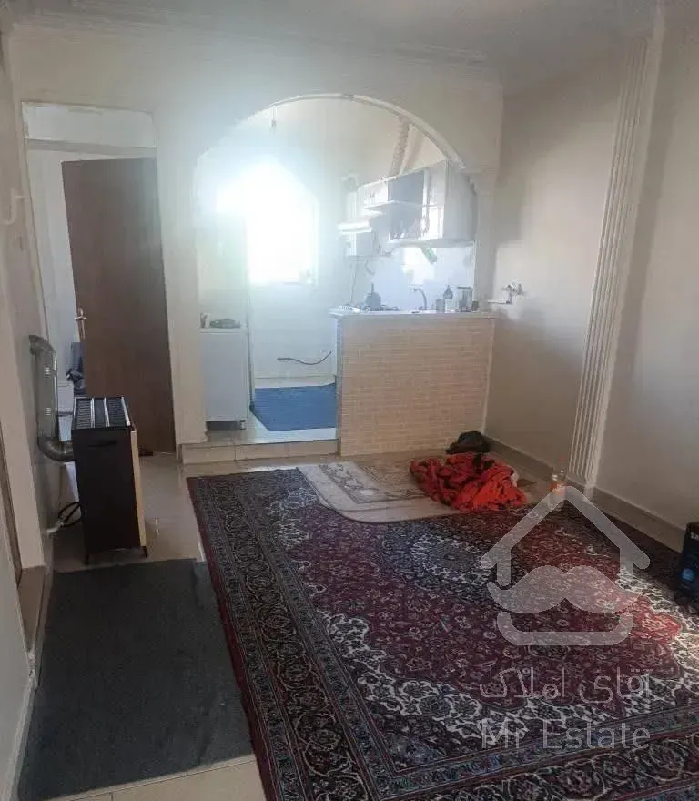 ۵۷ متر / تک واحدی / پیروزی / پیچک