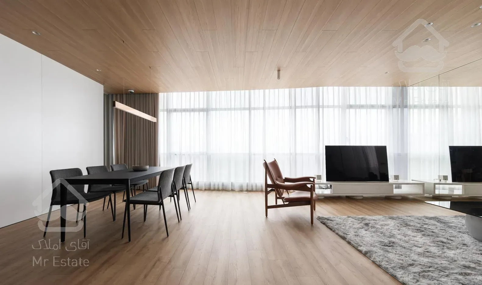 فرمانیه، ۳۰۰ متر برج باغ لوکس