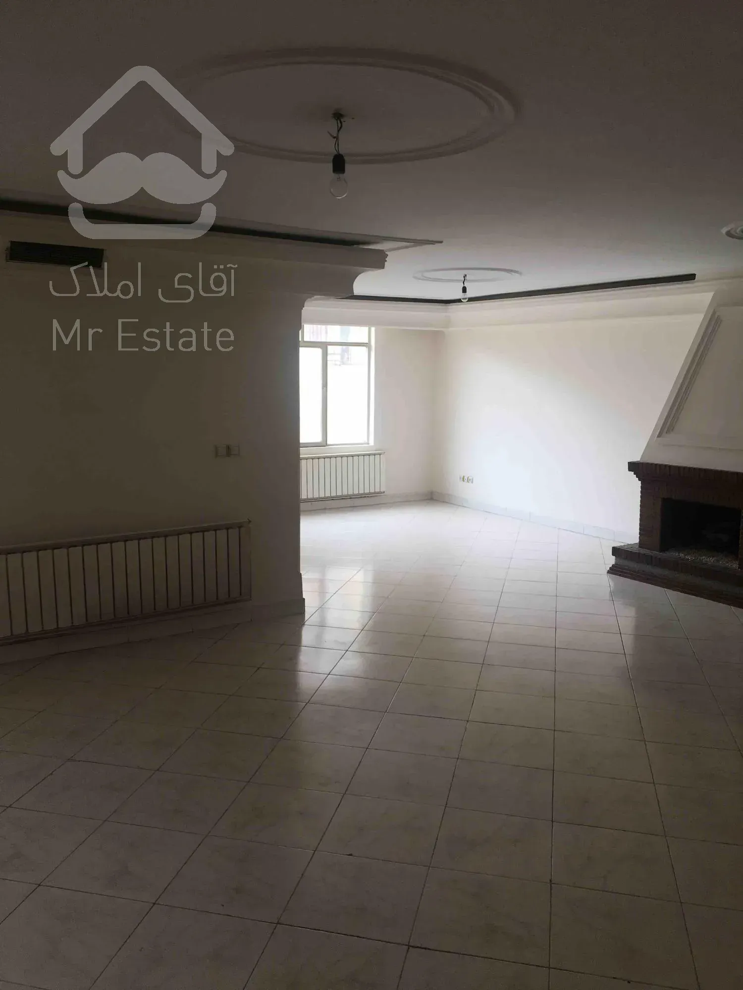 ۱۳۰متر ۲خوابه دریاچه چیتگر