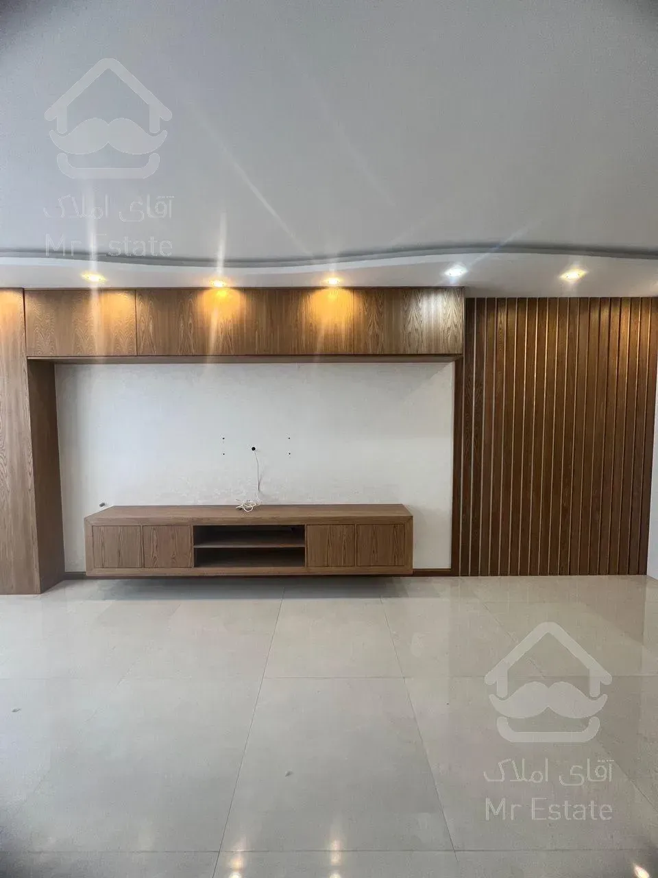 در حد صفر/سالن خوش نقشه/تاپ لوکیشن قدوسی غربی