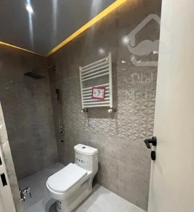 ۷۱متر/فول‌امکانات/دوخواب/نور‌نقشه‌بینظیر/زمزم