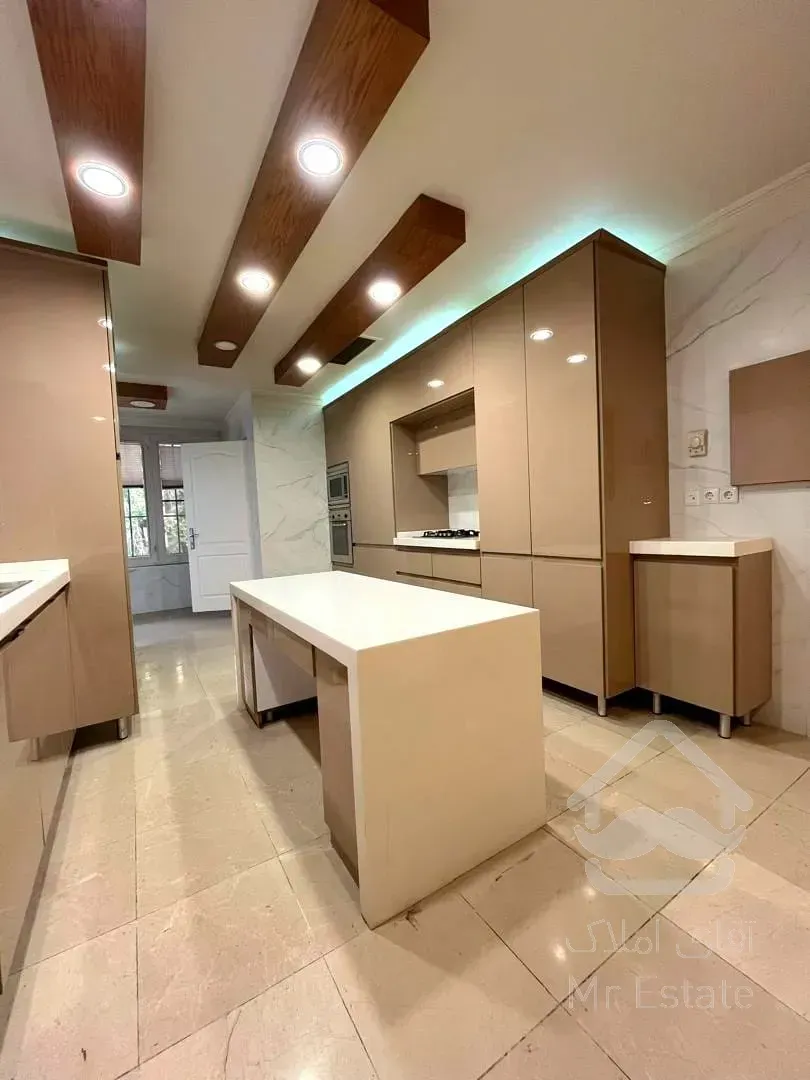 فروش اپارتمان 264 متری زعفرانیه