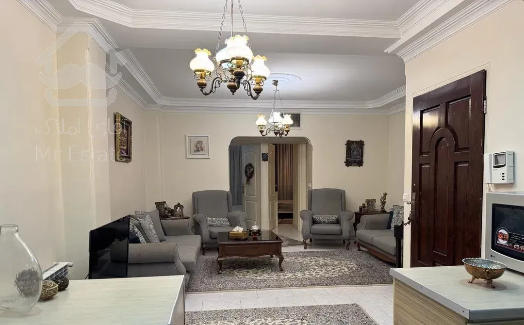 آپارتمان ۶۲ متری دو خواب طبقه ۳