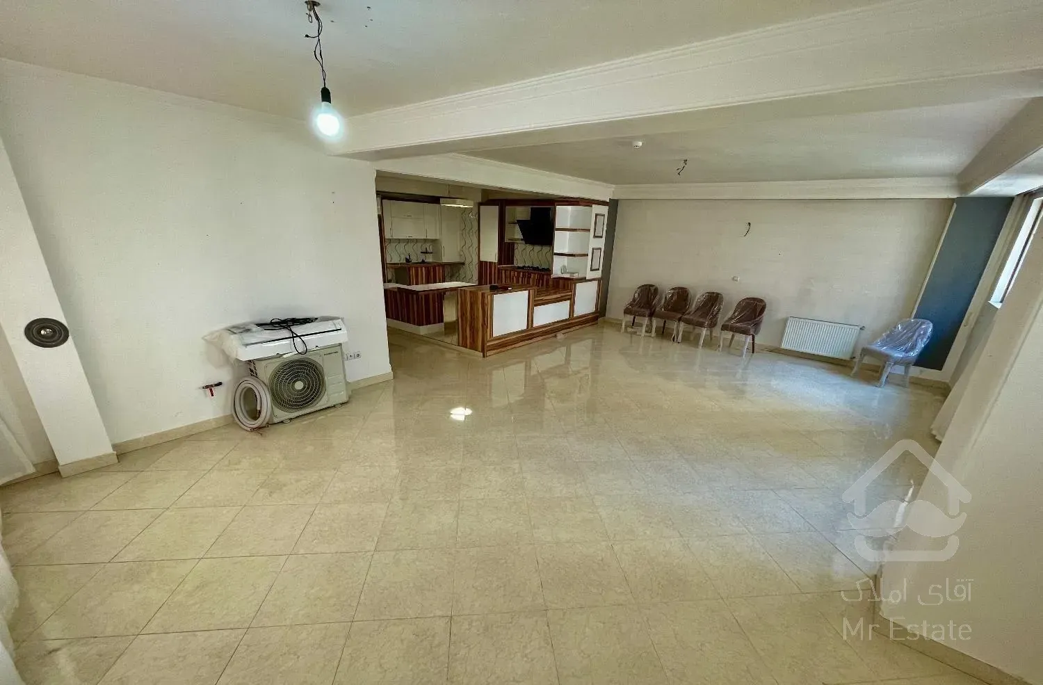 آپارتمان ۱۴۰ متری در شاهگلی دادگستری