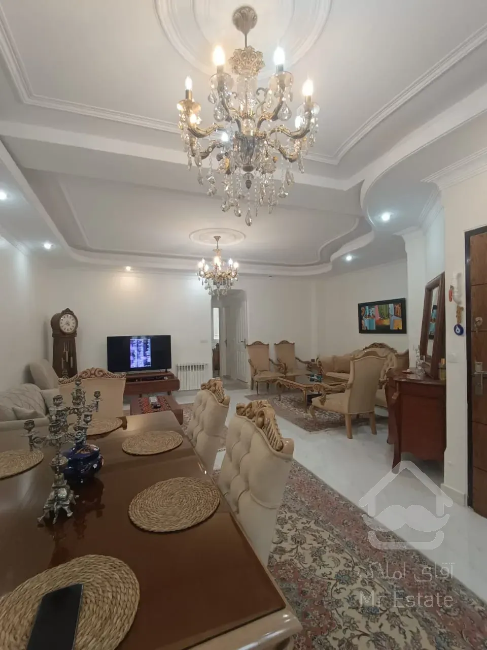 ۹۰ متر تراورتن چهار باغ