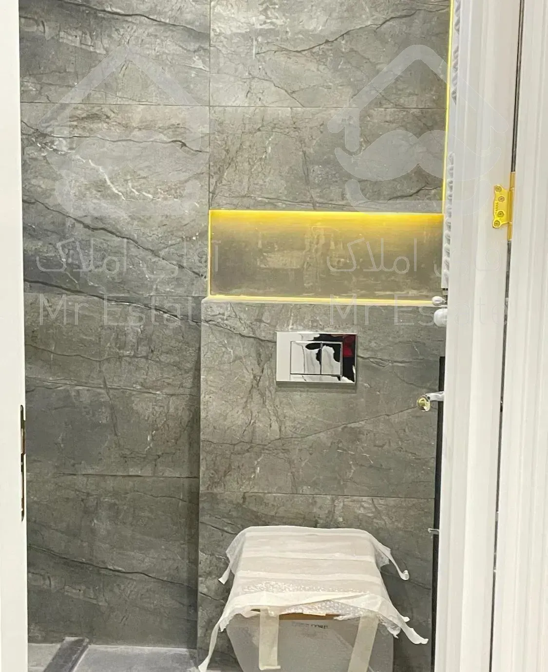 ۱۷۰ متری گلچین / برج باغ برند منطقه