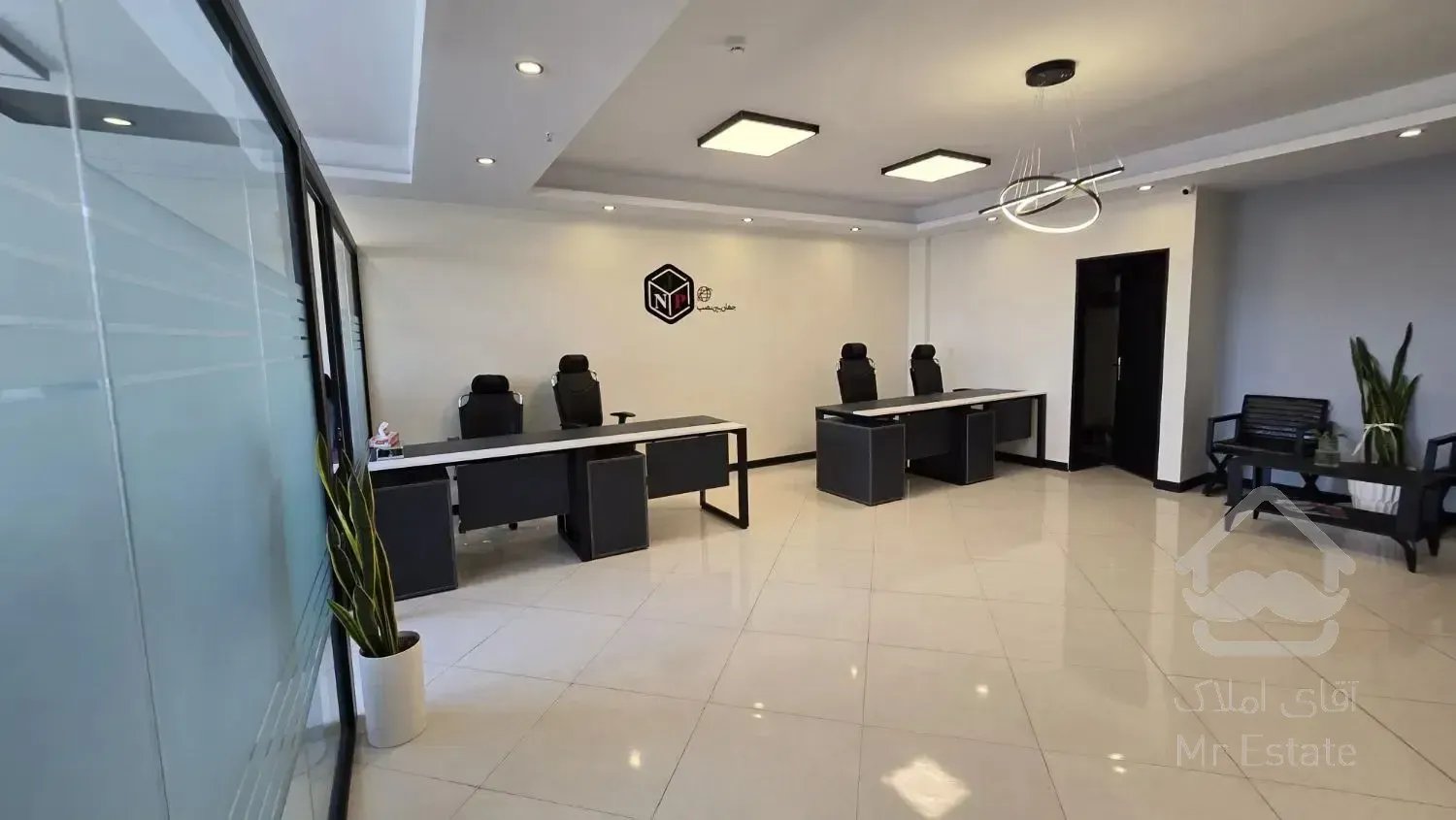 130مترسعادت آباد*نوساز*موقعیت اداری*ورودی لابی