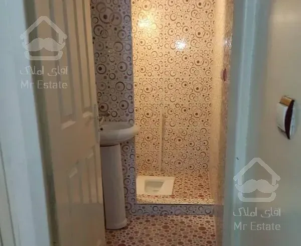 خانه دربستی در بومهن ۹۰ متر