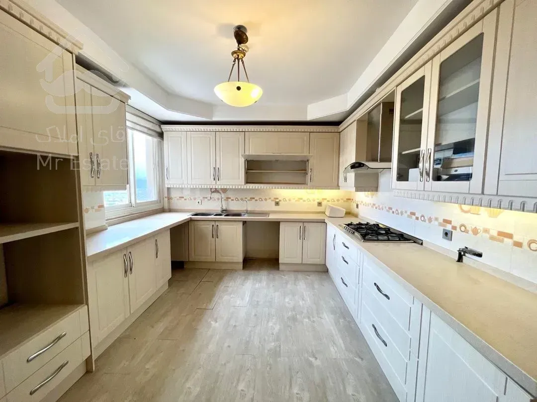 فروش اپارتمان 181 متری ولنجک