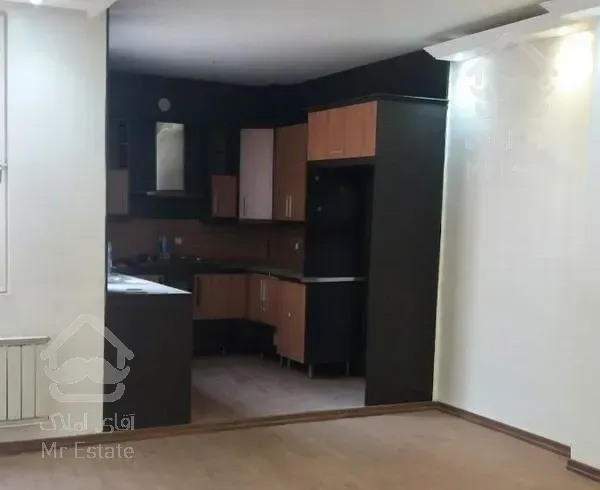 انتهای اشرفی خ زیتون ۶۱ متر