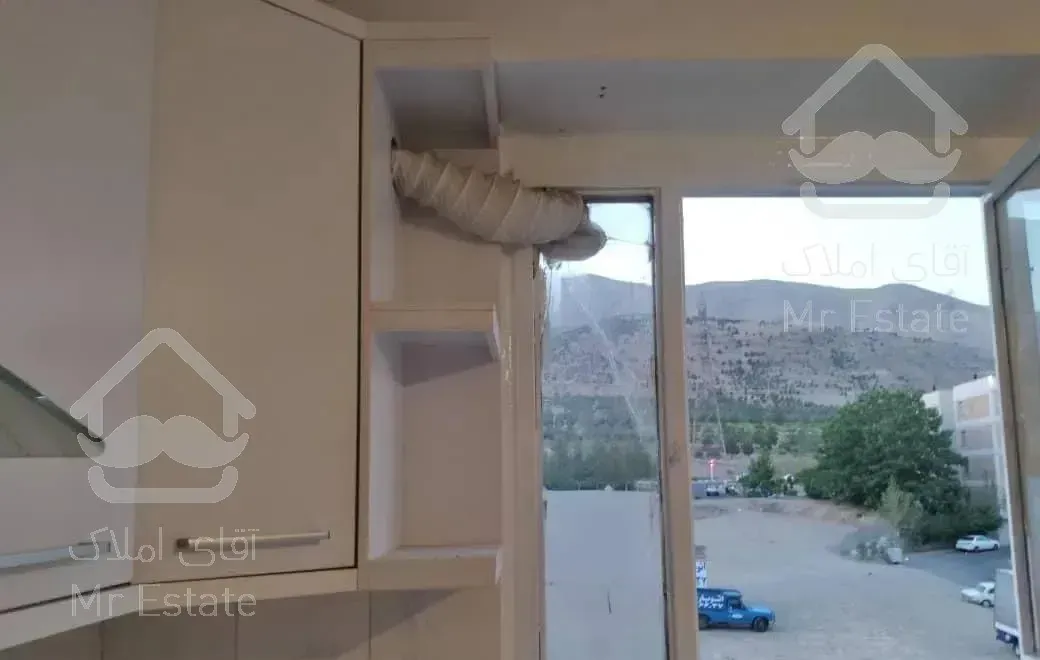 ۸۰ متر دو خواب شمال دریاچه چیتگر