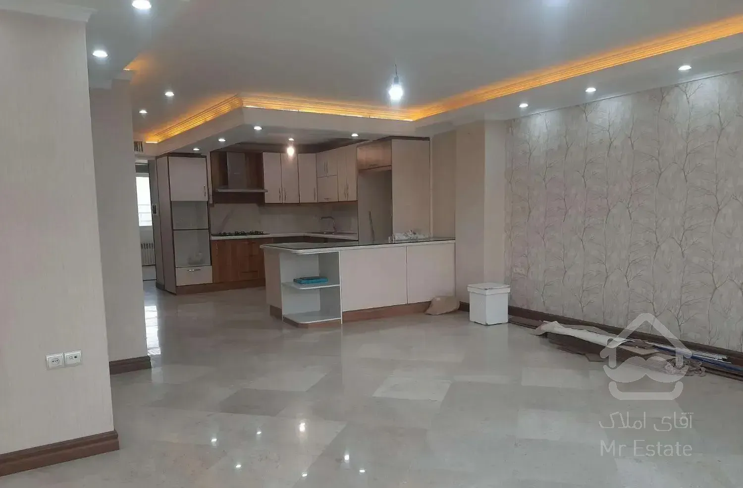 ۹۵ متر ۲ خواب /تـکـواحـدی ( دارآباد)