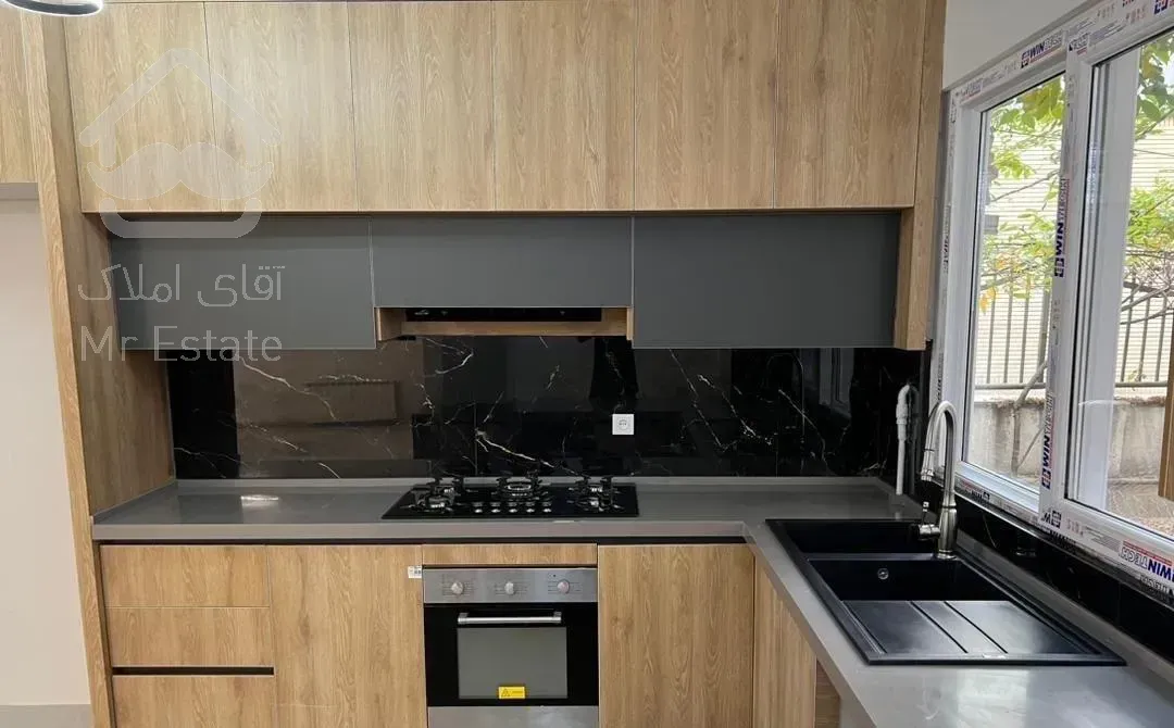 ۹۰متر اقدسیه ارتش (تمام امکانات .دو پارکینگ)