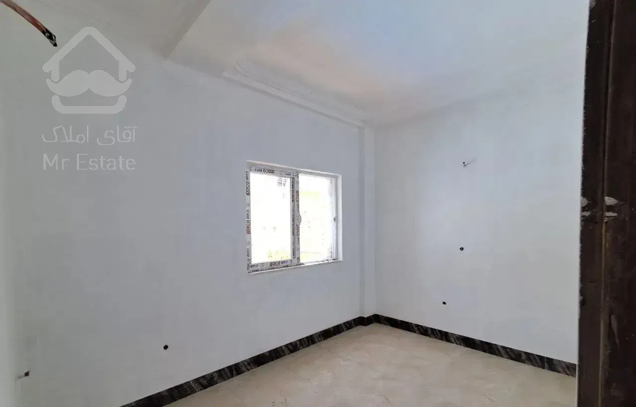 ۹۰ متر آپارتمان شهری سنددار مرکز شهرمحمودآباد