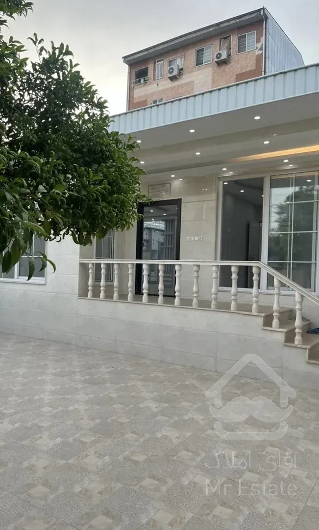 فروش ویلای ۲۴۰ متری خیابان معلم