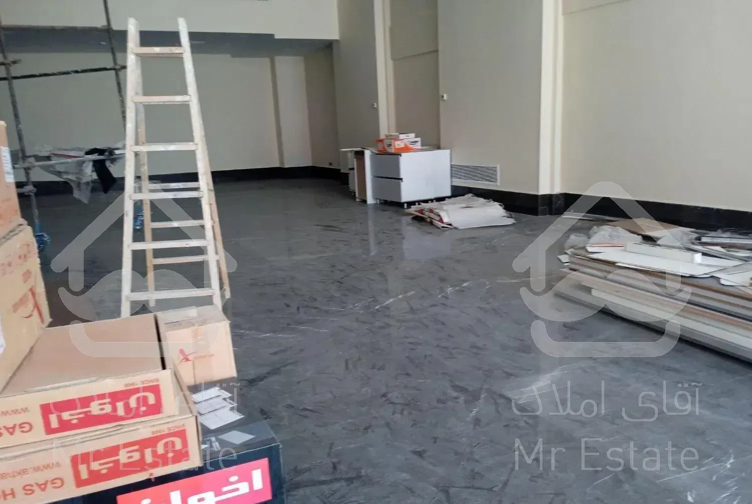 اجاره مغازه ۲۰۰ متری در بر بلوار اصلی کوهک++