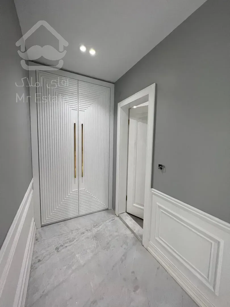 فروش اپارتمان 270 متری زعفرانیه