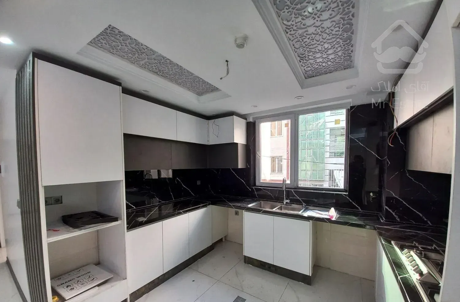 آپارتمان ۹۹ متری ۲ خوابه /فول/کلیدنخورده/تکواحدی