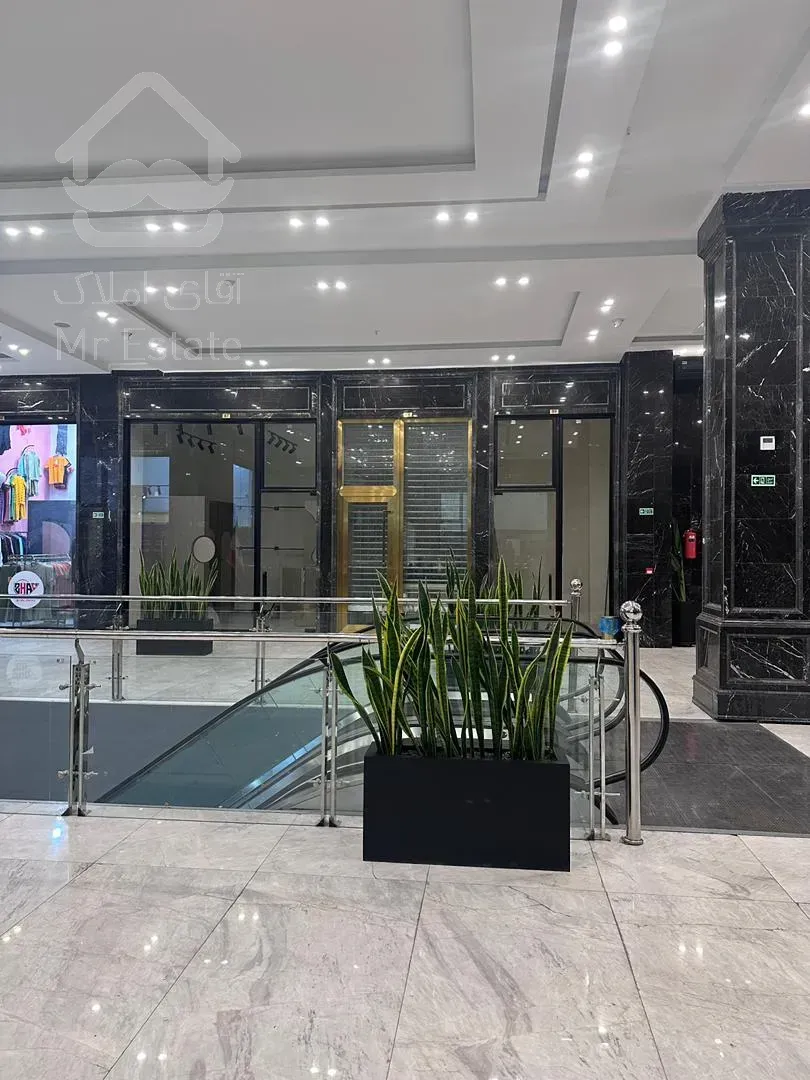 27 متر تجاری در پروژ اداری تجاری رونیکا پالاس