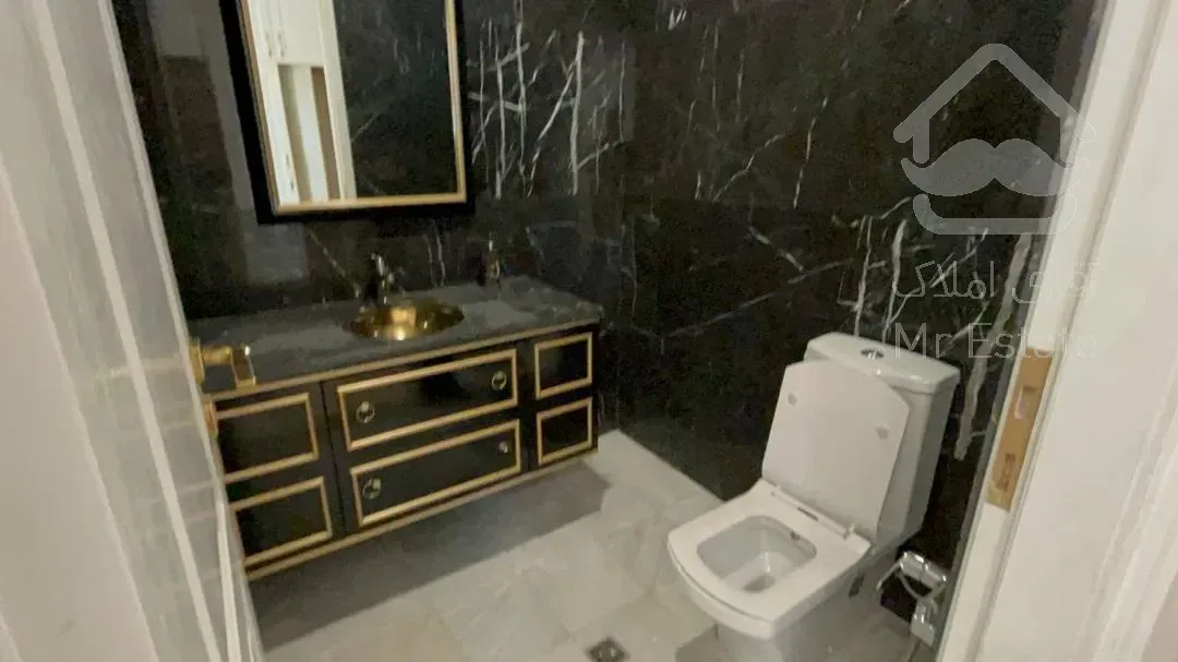 فروش اپارتمان 235 متری زعفرانیه